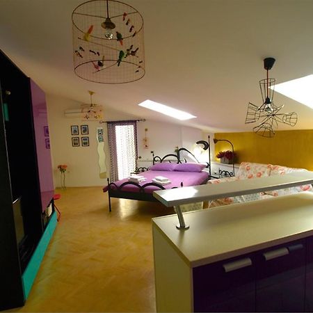 Apartments Mandarina Мали-Лошинь Номер фото