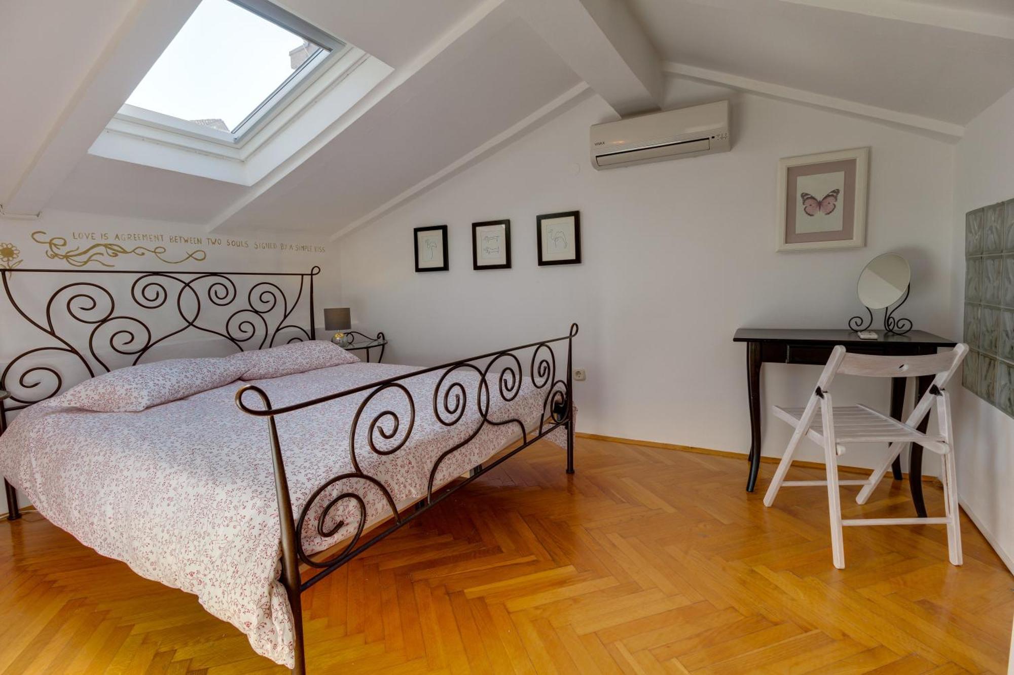 Apartments Mandarina Мали-Лошинь Номер фото