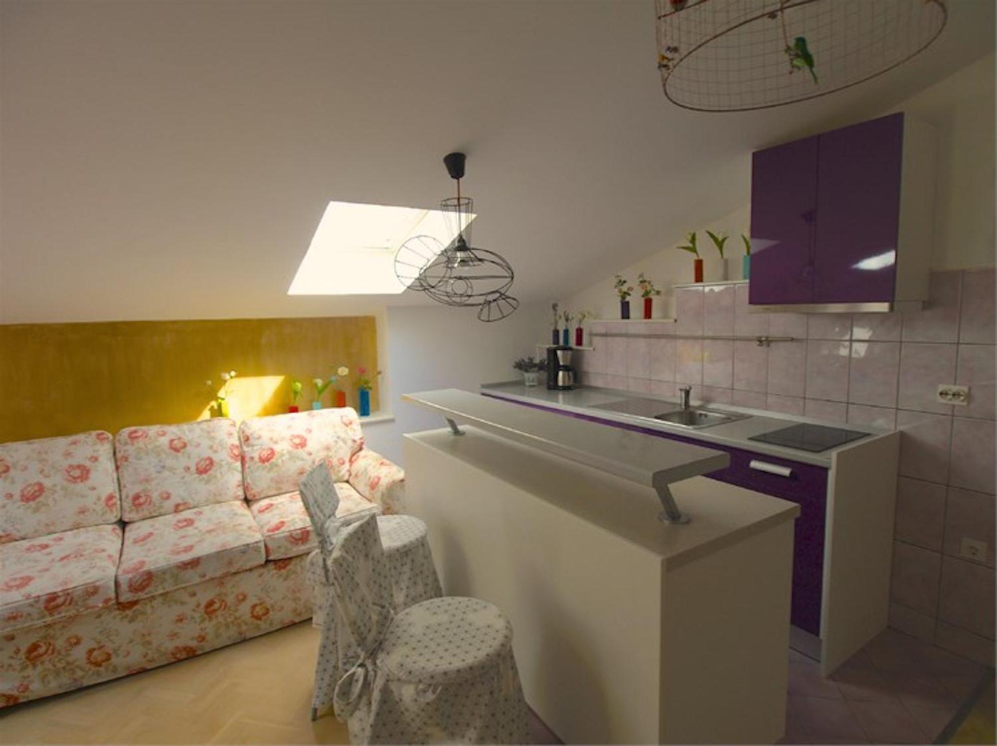 Apartments Mandarina Мали-Лошинь Номер фото