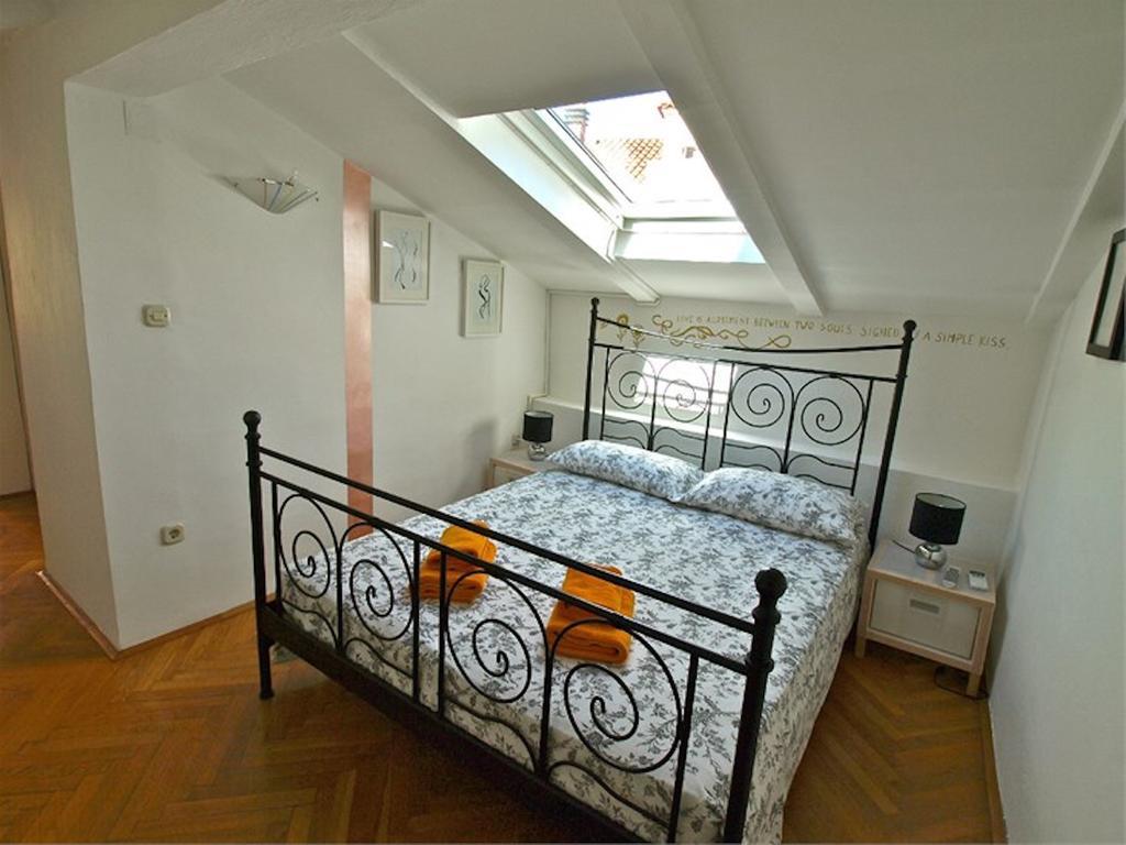 Apartments Mandarina Мали-Лошинь Экстерьер фото